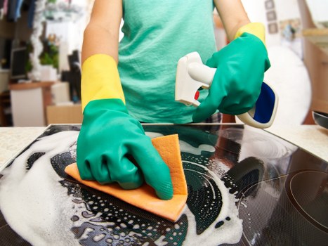 Expert carpet cleaners in Enfield Highway using professional equipment